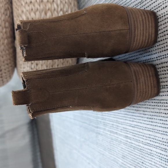 Marc Fisher Suede Western Booties - Picture 4 of 8